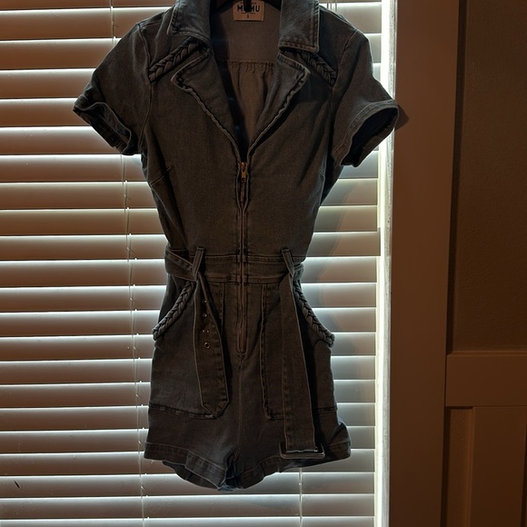 MUMU JEAN ROMPER!! - Picture 4 of 7